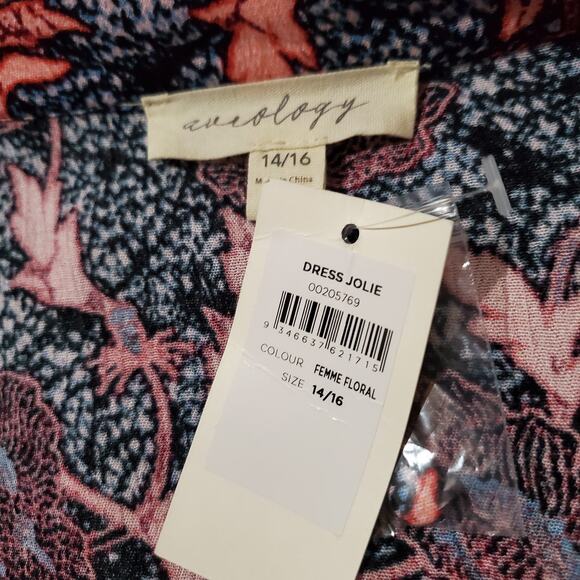 Aveology NWT Jolie Floral V-Neck Ruffle Dress Plus Size 14/16 Boho Knee Length - Picture 11 of 14